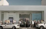 Samsung's New TV Ad - Samsung's New TV Ad Pokes Fun At The iDevotees - Droid Views