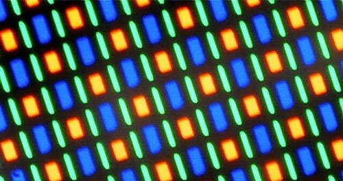 slcd2-display-under-microscope