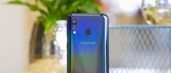 Galaxy A40 blue poster